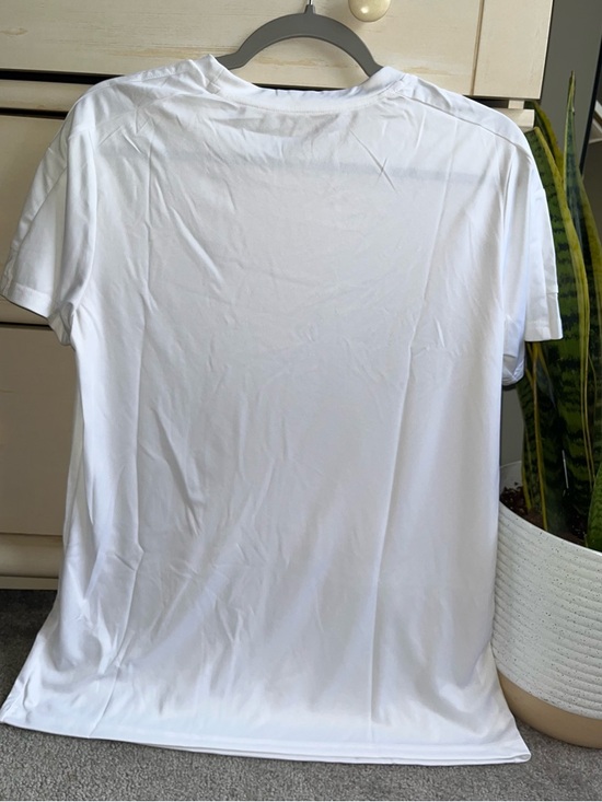 NWT Women’s Adidas Sport Shirt L - Picture 2 of 6